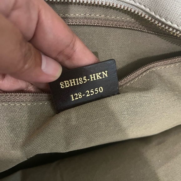 FENDI ZIPPERED TOTE - Picture 14 of 16